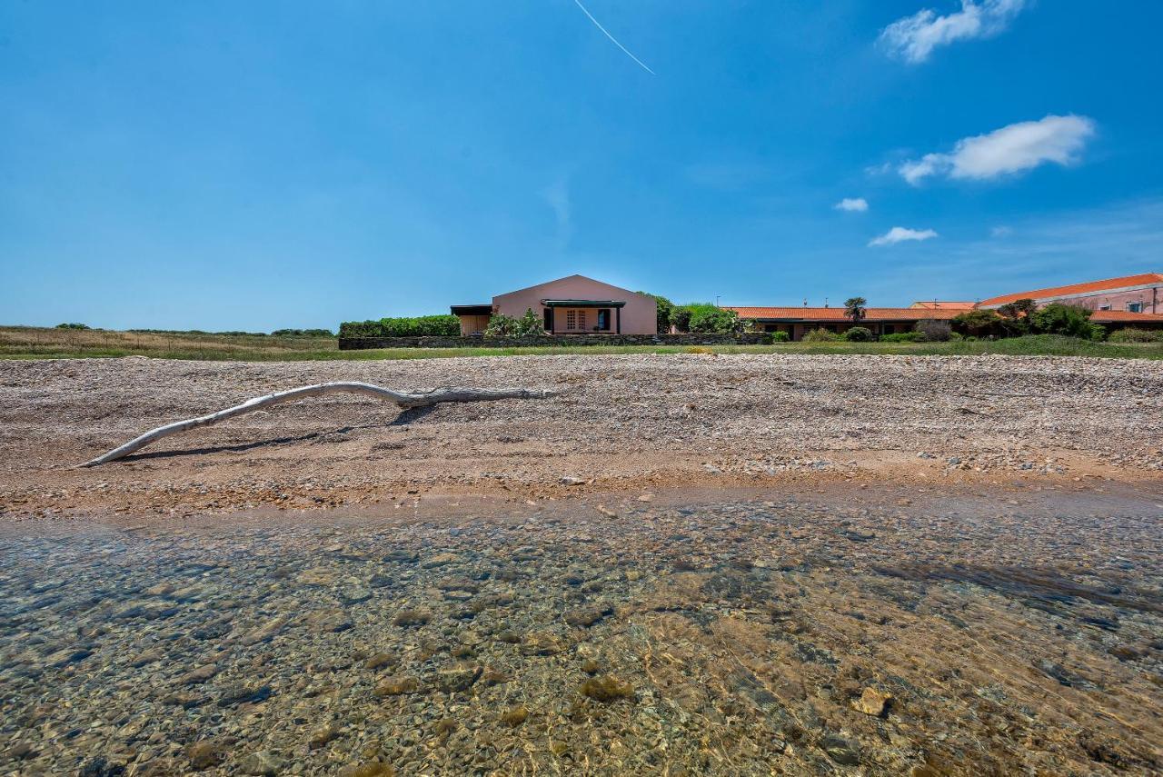 Вилла Sardinia Re - Villino Maja Стинтино Экстерьер фото